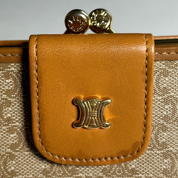 Vintage Celine Macadam Triomphe Light Beige Long Wallet - Picture 4 of 14